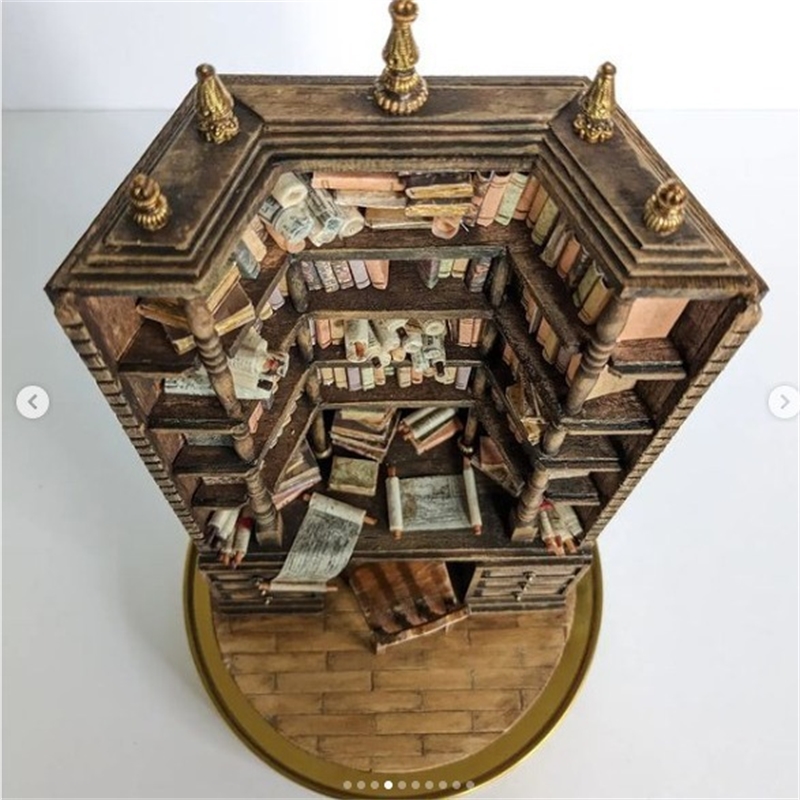 Dekorasi Rak Buku Miniatur den - Vintage And Collectible Books ulasan dan harga